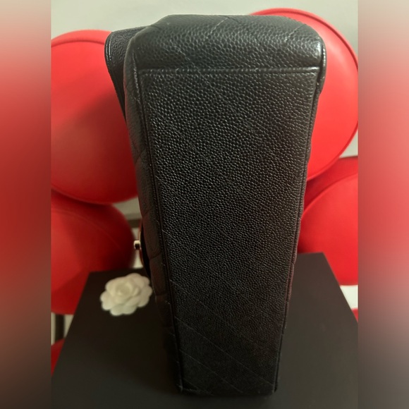 Chanel Classic Caviar Maxi Bag Black Caviar Leather Silver Hardware Double Flap - Picture 9 of 16